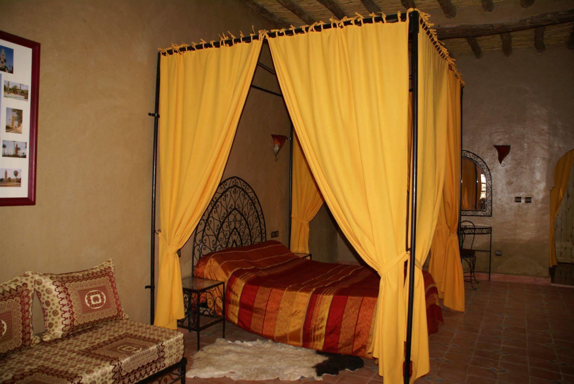 Hotel Kasbah Ait ben Damiette Skoura Exterior foto