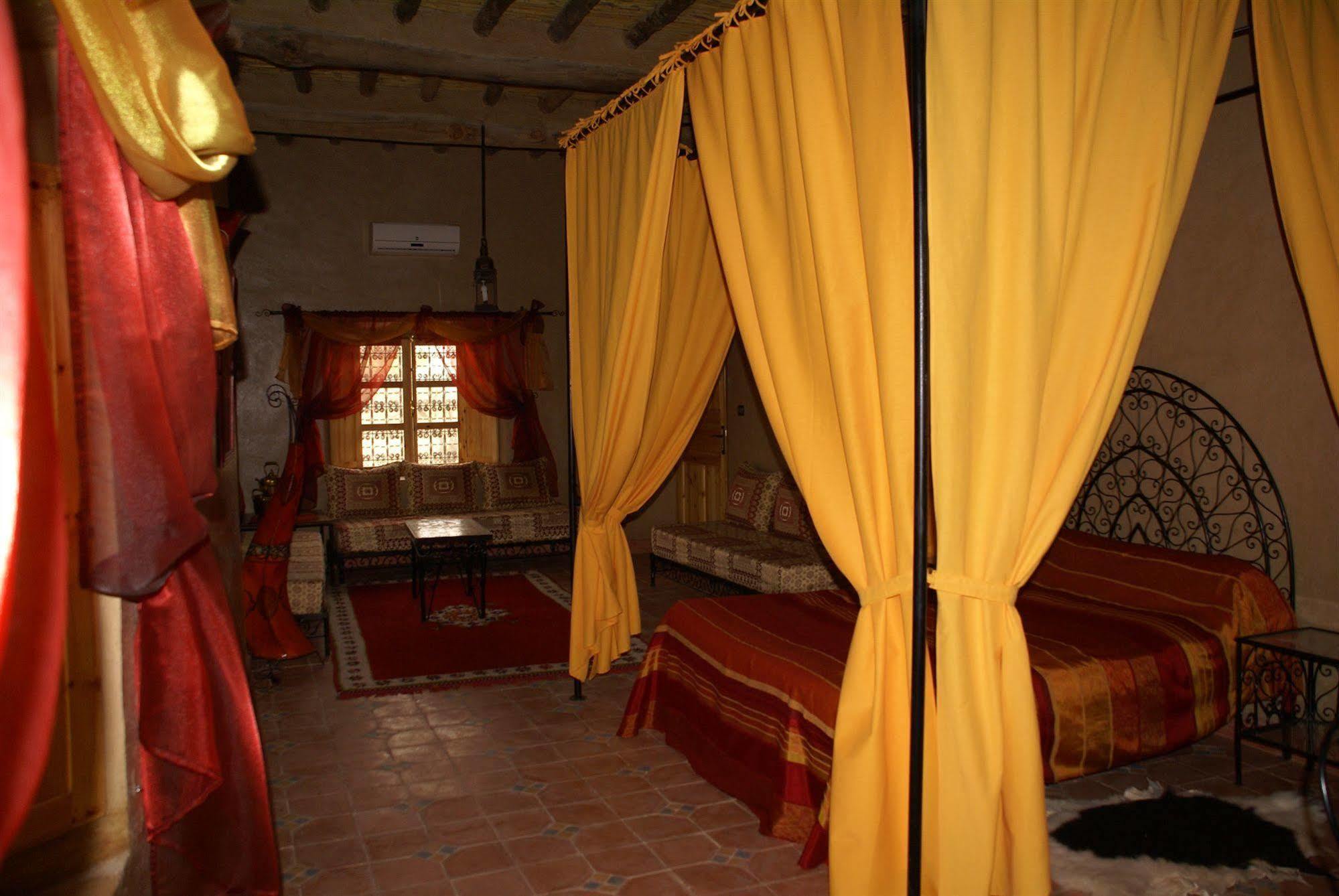 Hotel Kasbah Ait ben Damiette Skoura Exterior foto